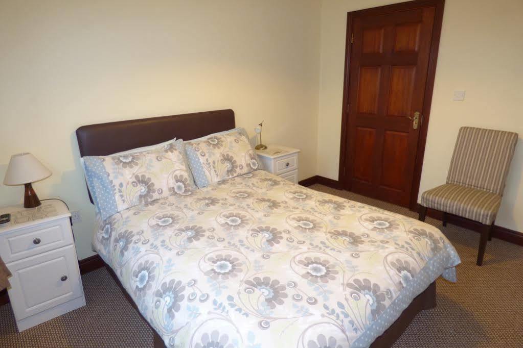 Ken-Mar House Bed And Breakfast Ballymoney Exterior foto